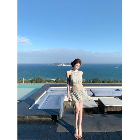 BY13398# kubiliv海蓝碎珀重工挂脖挖肩纯欲氛围感手工钉珠收腰连衣裙 服裝批發女裝批發服飾貨源