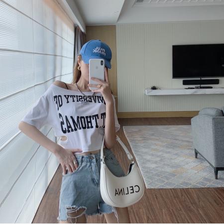 BY13424# 高腰显瘦短袖T恤女夏季露肩小心机破洞设计字母短款上衣 服裝批發女裝批發服飾貨源