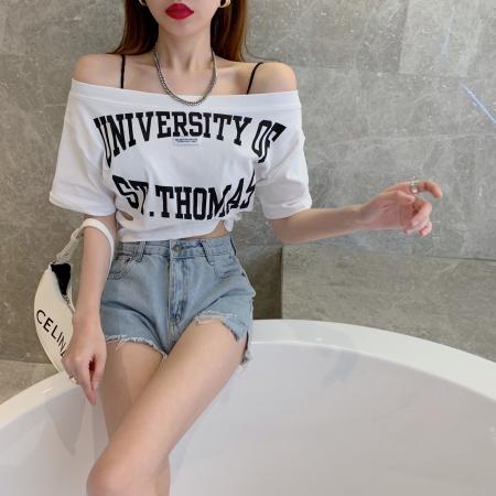 BY13424# 高腰显瘦短袖T恤女夏季露肩小心机破洞设计字母短款上衣 服裝批發女裝批發服飾貨源