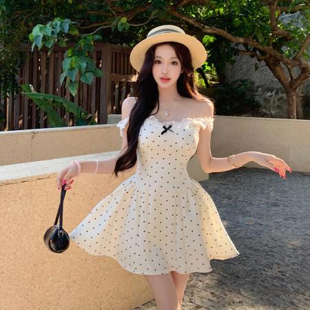 BY13438# 纯欲辣妹气质波点连衣裙女夏季新款蕾丝收腰显瘦蓬蓬短裙设计感潮 服裝批發女裝批發服飾貨源