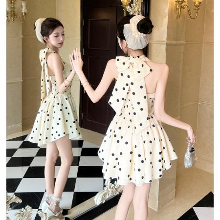 BY13440# 夏季新款法式气质波点挂脖连衣裙女带胸垫修身收腰a字短裙潮 服裝批發女裝批發服飾貨源