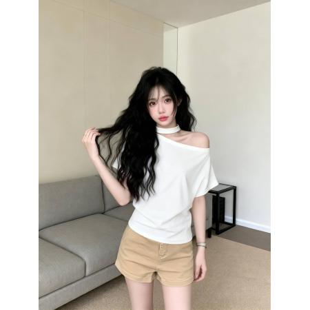 BY13465# 新款辣妹纯欲设计感挂脖镂空斜肩修身短袖打底衫上衣女 服裝批發女裝批發服飾貨源