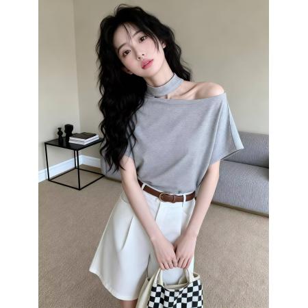 BY13465# 新款辣妹纯欲设计感挂脖镂空斜肩修身短袖打底衫上衣女 服裝批發女裝批發服飾貨源