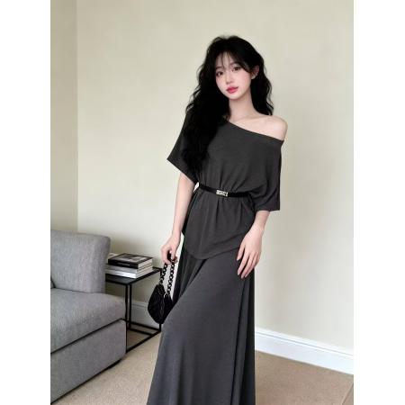 BY13468# 新款洋气设计感斜肩收腰显瘦上衣+松紧腰半身裙+腰带三件套 服裝批發女裝批發服飾貨源