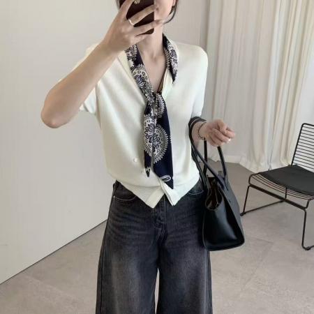 BY13473# 高端早秋新款V领单排扣开衫短袖针织衫女上衣送丝巾 服裝批發女裝批發服飾貨源