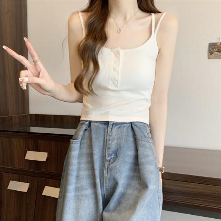 BY13477# 不减韩版简约百搭带胸垫纽扣设计短款修身显瘦小吊带背心女 服裝批發女裝批發服飾貨源