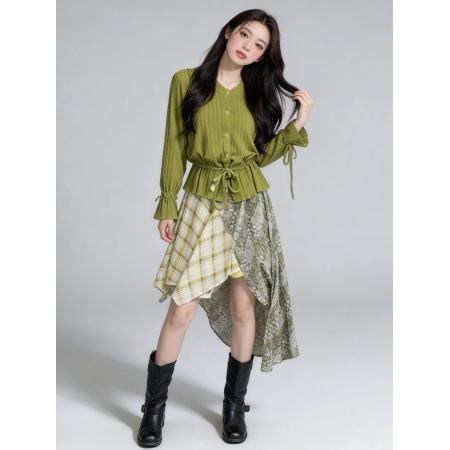 BY13486# 复古草绿色长袖系带针织衫上衣早春女不规则半身裙田园风两件套装 服裝批發女裝批發服飾貨源