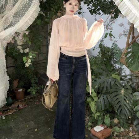 早春新款法式慵懒风圆领拼接飘带抽褶气质小衫收腰衬衫  服裝批發女裝批發服飾貨源