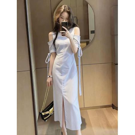 巨好看露肩衬衫连衣裙女夏季少女感蝴蝶结飘带条纹长裙夏新款  服裝批發女裝批發服飾貨源