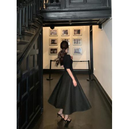 法式赫本风半高领五分钟针织衫+高腰A字大摆伞裙套装  服裝批發女裝批發服飾貨源