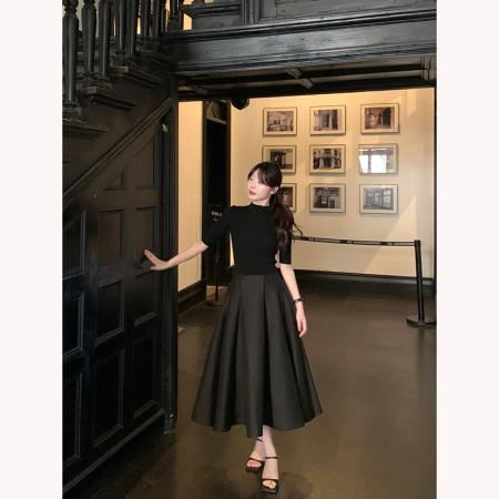 法式赫本风半高领五分钟针织衫+高腰A字大摆伞裙套装  服裝批發女裝批發服飾貨源