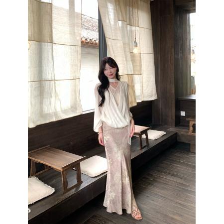 法式氛围感蕾丝拼接灯笼袖假两件衬衣+高腰包臀鱼尾裙  服裝批發女裝批發服飾貨源