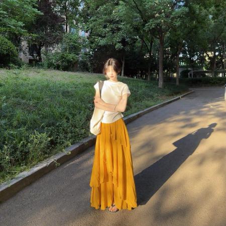 纯欲通勤修身短袖上衣+不规则荷叶边A字蛋糕裙  服裝批發女裝批發服飾貨源