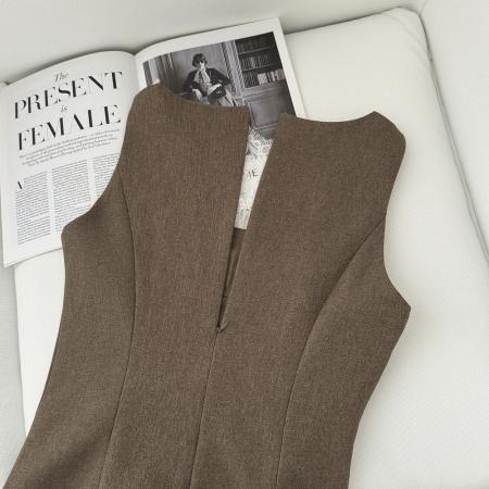 辣妹蕾丝连衣裙短裙女春季新款纯欲穿搭生日裙子包臀裙  服裝批發女裝批發服飾貨源