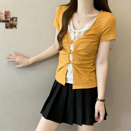 胖MM美式假两件V领短袖上衣女春季黄色修身显瘦设计感小众T恤  服裝批發女裝批發服飾貨源