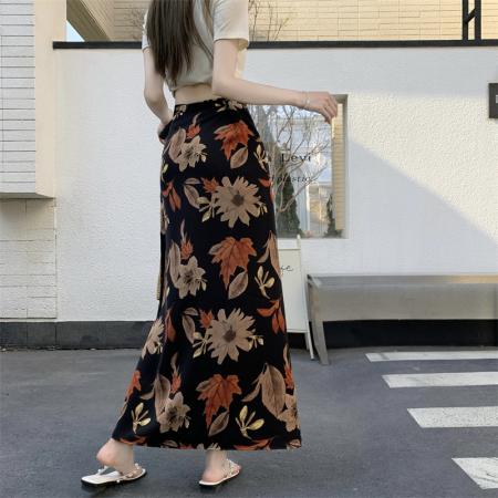 模特度假风花色包臀裙一片式围裙系带沙滩裙开衩半身裙  服裝批發女裝批發服飾貨源