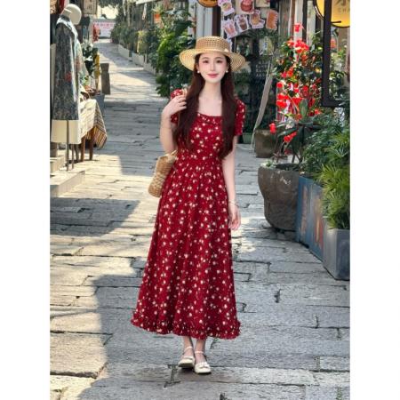 BY13693# 李李家盛夏热恋法式度假风红色方领碎花连衣裙  服裝批發女裝批發服飾貨源