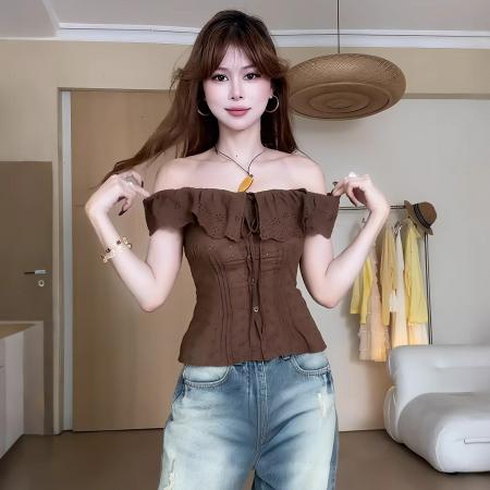 BY13817# 法式小资小飞袖上衣女夏季超好看无袖小衫一字肩蕾丝拼接咖色衬衫  服裝批發女裝批發服飾貨源