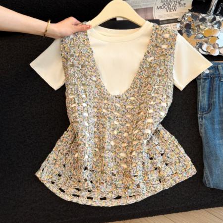 BY13850# 夏季新款圆领短袖T恤钩花镂空背心两件套洋气减龄套装女  服裝批發女裝批發服飾貨源