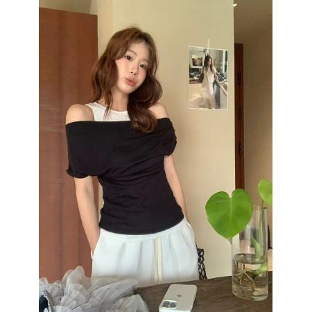 BY13864# 韩系辣妹黑色假两件露肩上衣女夏季新款短袖T恤设计感小众  服裝批發女裝批發服飾貨源