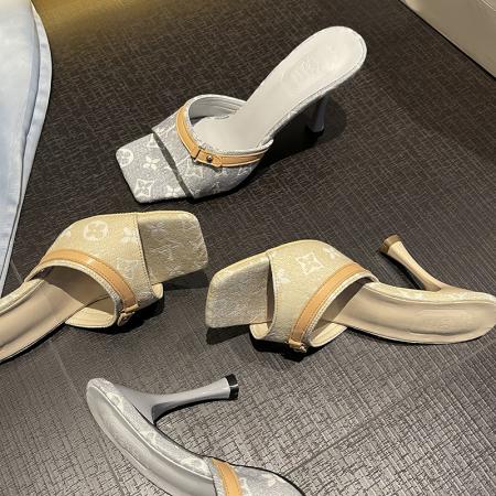 X-33070# 春夏季新款彩色字母印花拖鞋女小猫跟性感中跟一字拖拼色凉拖 鞋子批发女鞋批发凉鞋货源