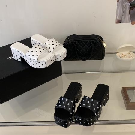 X-33105# 韩式波点一字拖女夏季新款外穿厚底坡跟防水台粗跟凉拖鞋 鞋子批发女鞋批发凉鞋货源