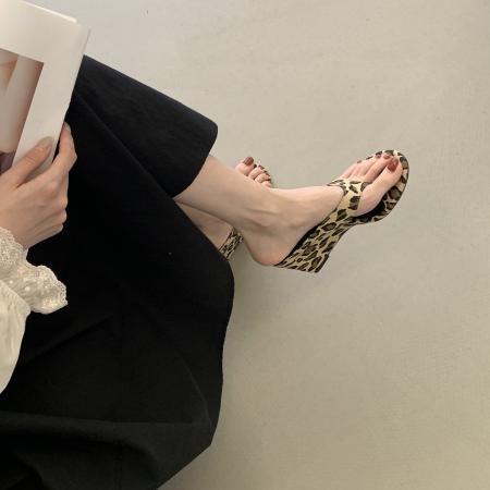 X-33107# 韩版坡跟厚底人字拖女夏外穿百搭增高夹脚波点凉拖鞋新款 鞋子批发女鞋批发凉鞋货源