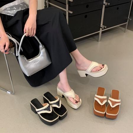 X-33110# 度假人字拖女厚底坡跟夹趾拖鞋夏季外穿增高凉鞋 鞋子批发女鞋批发凉鞋货源