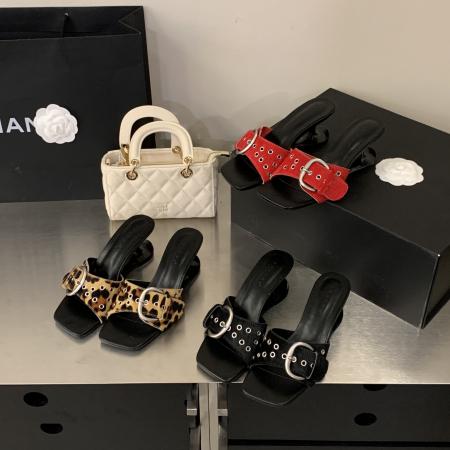 X-33114# 设计感小众黑色马毛露趾拖鞋女夏外穿新款辣妹方头铆钉凉拖 鞋子批发女鞋批发凉鞋货源