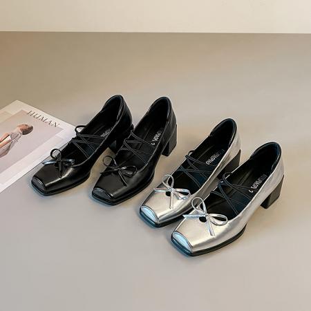 X-33120#小皮法式绝美蝴蝶结方头玛丽珍复古交叉带气质浅口单鞋子女中粗跟 鞋子批发女鞋批发凉鞋货源