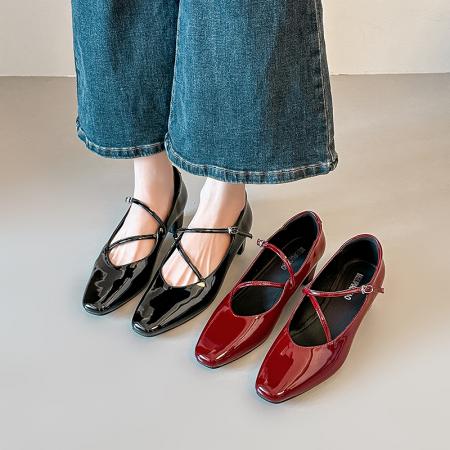 X-33124#法式红色单鞋女新款百搭气质方头小皮鞋复古粗跟玛丽珍鞋 鞋子批发女鞋批发凉鞋货源