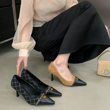 X-33131#春秋新款拼接小香风高跟鞋细跟小方头金属链条山茶花法式单鞋 鞋子批发女鞋批发凉鞋货源