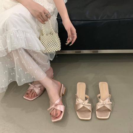 X-33133#新款法式方头露趾凉拖鞋女绝美蝴蝶结仙女风后空外穿粗跟凉鞋 鞋子批发女鞋批发凉鞋货源