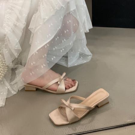 X-33133#新款法式方头露趾凉拖鞋女绝美蝴蝶结仙女风后空外穿粗跟凉鞋 鞋子批发女鞋批发凉鞋货源