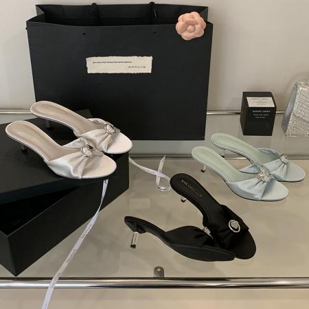 夏时尚露趾女鞋简约气质圆头绸缎...