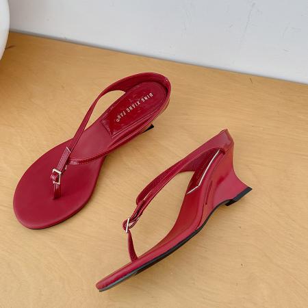 X-33149#夏季法式极简风百搭凉鞋优雅小圆头露趾凉拖舒适坡跟细带女鞋 鞋子批发女鞋批发凉鞋货源