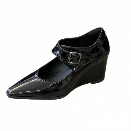 X-33172#软漆皮面尖头坡跟单鞋魔术贴瘦瘦靴显瘦春夏女单鞋 鞋子批发女鞋批发凉鞋货源