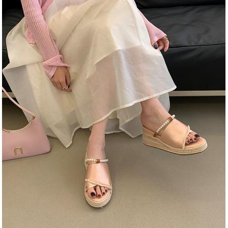 X-33186#厚底增高7cm珍珠一字拖女休闲新款小个子百搭流苏凉拖鞋 鞋子批发女鞋批发凉鞋货源