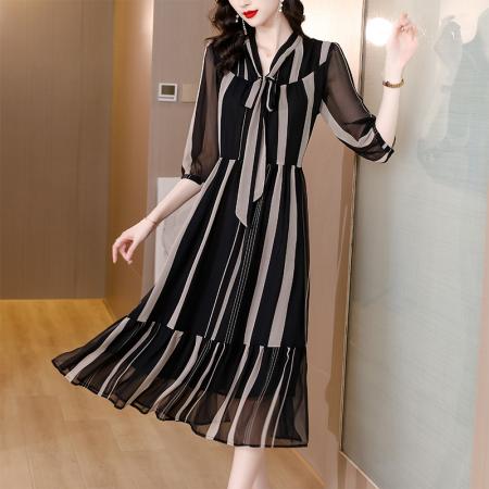 雪纺连衣裙女时尚新款别致漂亮裙子高级感复古条纹高端气质长裙  服裝批發女裝批發服飾貨源