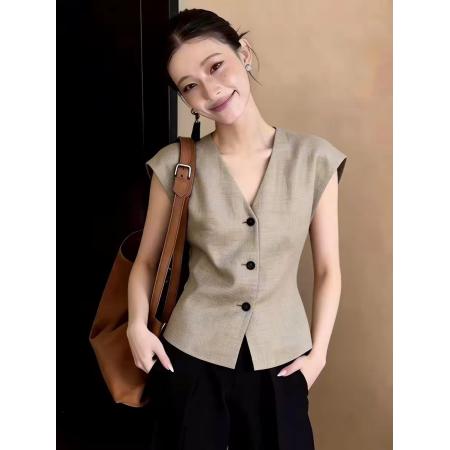 高端别致卡其色西装马甲衬衫女夏季新款职场气质干练通勤无袖上衣  服裝批發女裝批發服飾貨源