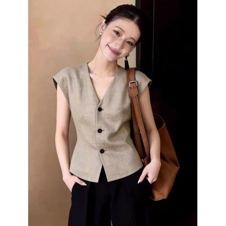 高端别致卡其色西装马甲衬衫女夏季新款职场气质干练通勤无袖上衣  服裝批發女裝批發服飾貨源