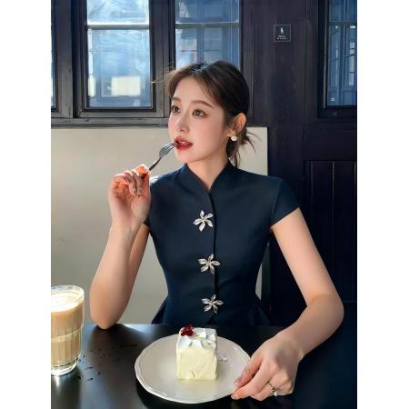 蓝色新中式别致收腰短袖衬衫女春季新款设计感独特超好看上衣  服裝批發女裝批發服飾貨源