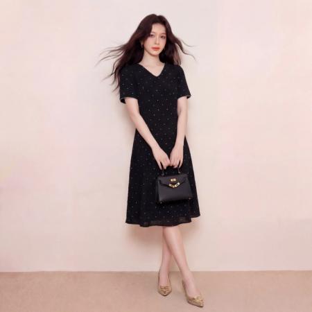 BY14160# 奢姿大码女装夏季减龄波点V领连衣裙胖妹妹度假风时尚中长裙 服裝批發女裝批發服飾貨源