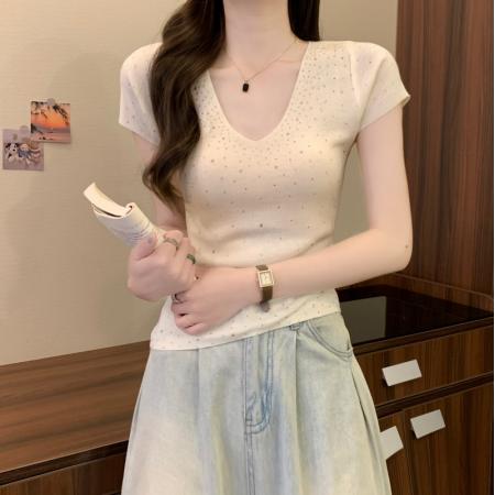 BY14233# 春夏新款设计感小众烫钻修身显瘦气质温柔纯欲针织上衣 服裝批發女裝批發服飾貨源