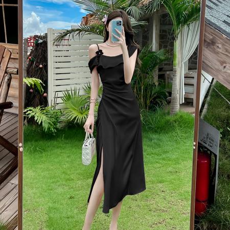 BY14246# 法式吊带裙新款气质轻奢修身显瘦高级设计荷叶边一字肩连衣裙 服裝批發女裝批發服飾貨源