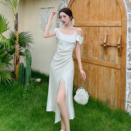 BY14246# 法式吊带裙新款气质轻奢修身显瘦高级设计荷叶边一字肩连衣裙 服裝批發女裝批發服飾貨源