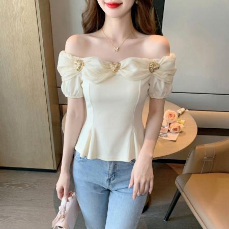 BY14248# 夏季新款法式轻奢荷叶边露肩短袖T恤收腰性感一字肩上衣 服裝批發女裝批發服飾貨源