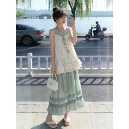 夏季新款时髦森系甜美雪纺吊带上衣显瘦蕾丝拼接半身裙两件套 服裝批發女裝批發服飾貨源