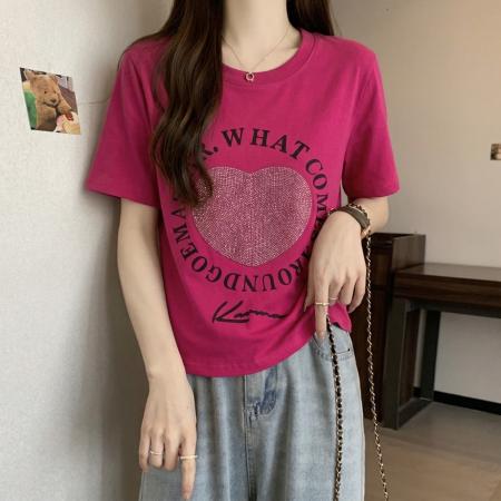 大码女装胖mm高级感爱心烫钻短袖T恤夏季宽松显瘦别致小上衣 服裝批發女裝批發服飾貨源