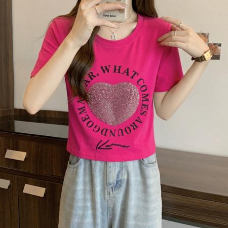 大码女装胖mm高级感爱心烫钻短袖T恤夏季宽松显瘦别致小上衣 服裝批發女裝批發服飾貨源